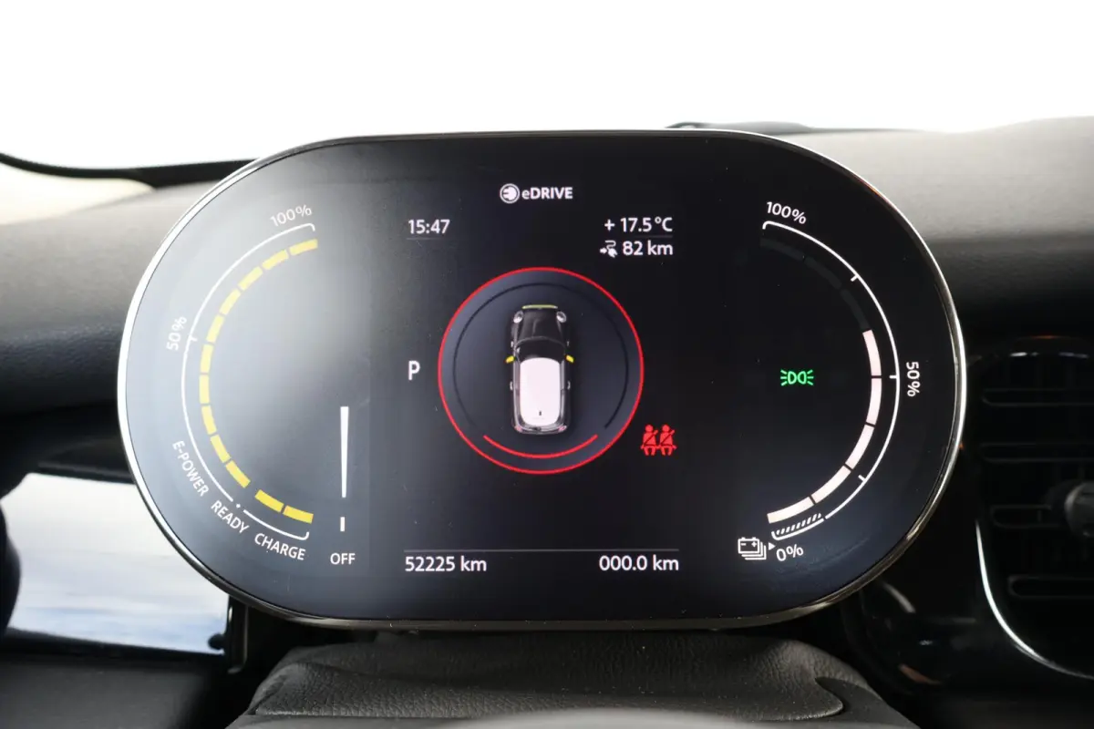 Essential 33 kWh | SoH 99% | Sportstoelen