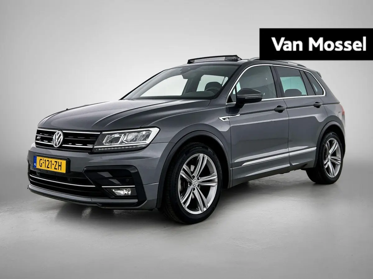1.5 TSI Comfortline Business 130 PK | R-Line exterieur | Panoramadak | Navigatie | Climate Control | Parkeersensoren | Apple Carplay | Android Auto | 19"Lichtmetalen velgen |