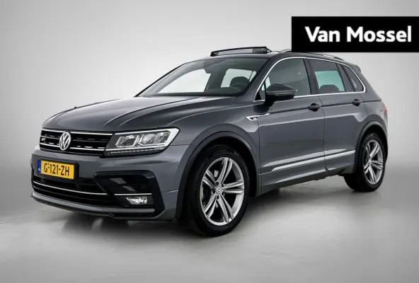 1.5 TSI Comfortline Business 130 PK | R-Line exterieur | Panoramadak | Navigatie | Climate Control | Parkeersensoren | Apple Carplay | Android Auto | 19"Lichtmetalen velgen |