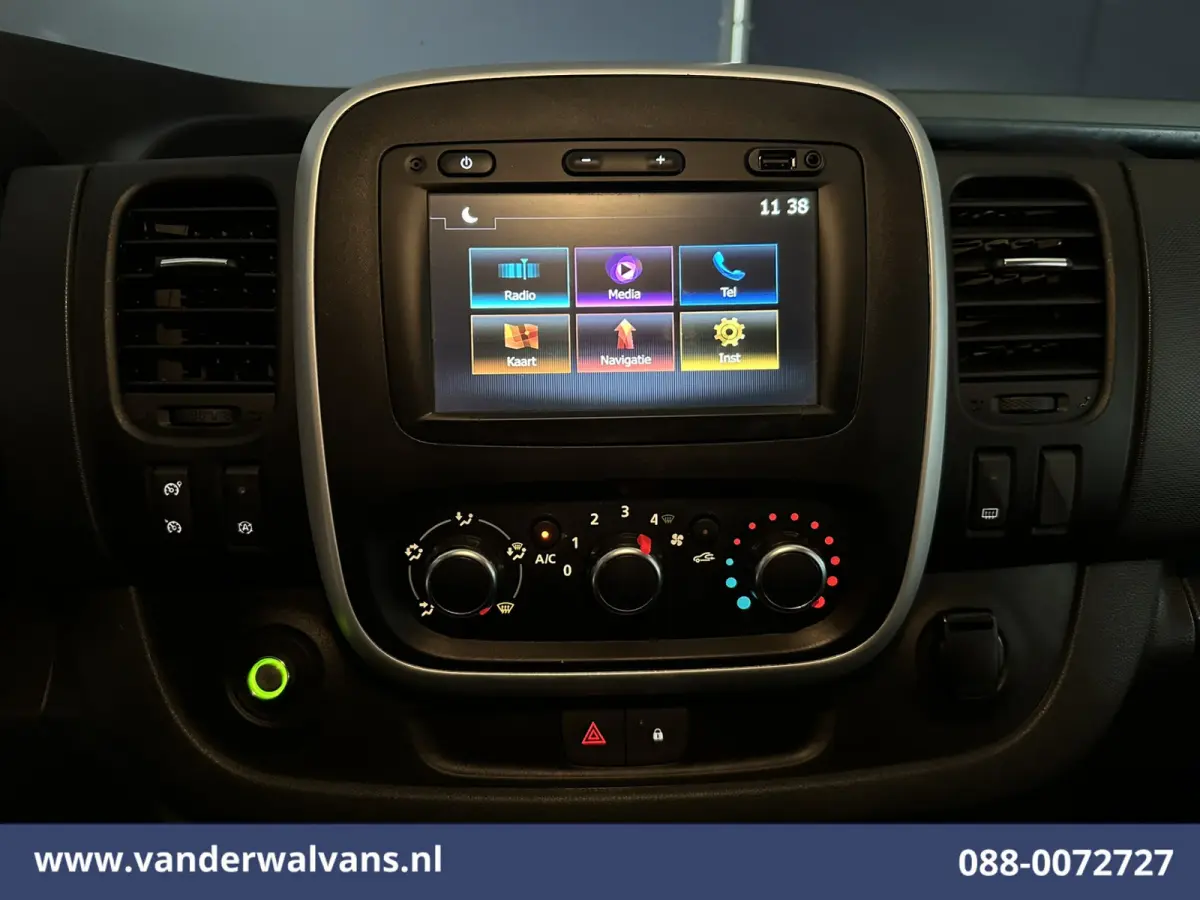 2.0 dCi 120pk L2H1 Euro6 Airco | Imperiaal | Navigatie | LED | Cruisecontrol Trekhaak, Parkeersensoren