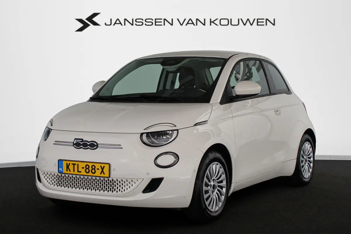 3+1 Icon 42 kWh SOH 97% Achteruitrijcamera Apple CarPlay Stoelverwarming