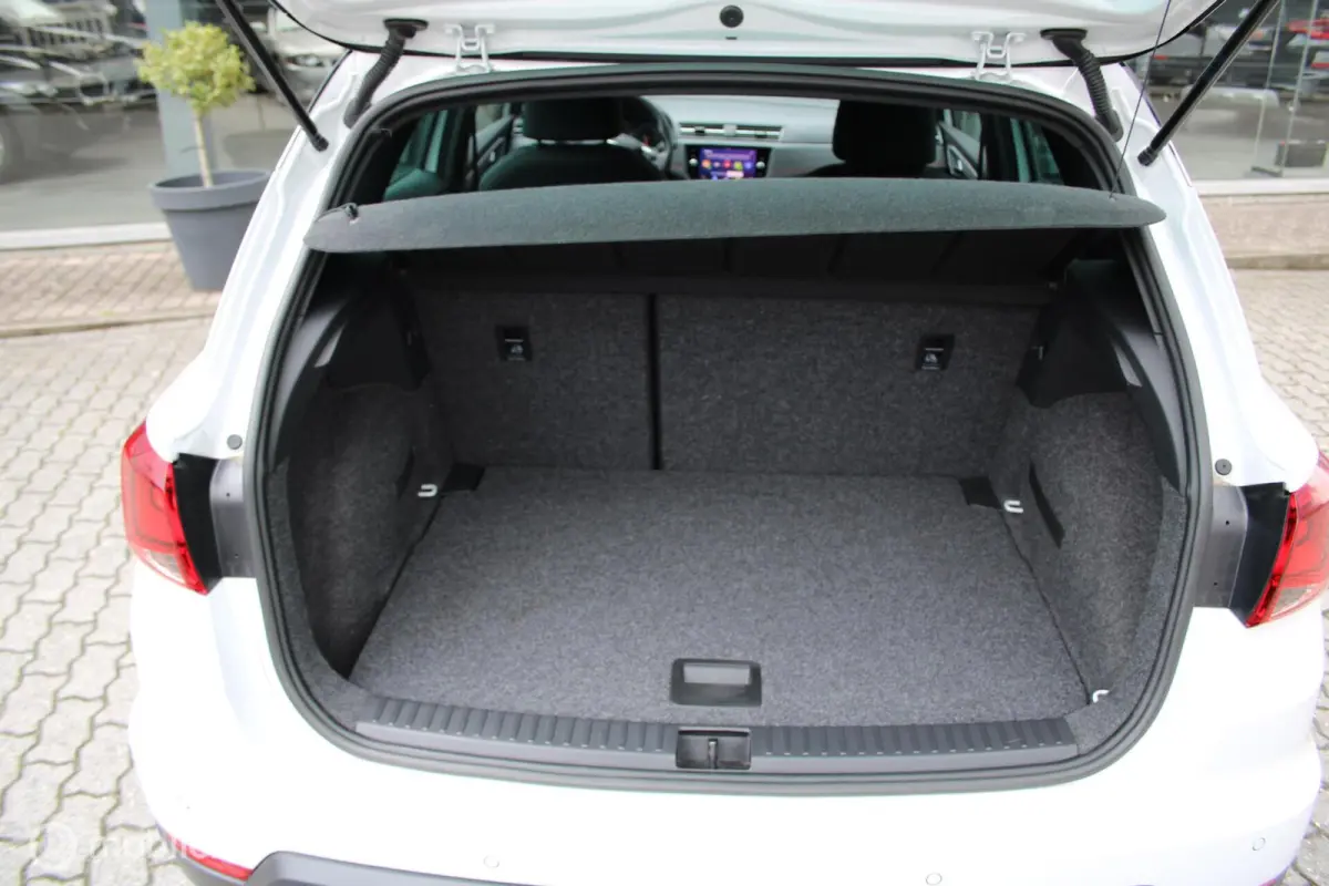 1.0 TSI FR Bus.Int. Plus/Led/Navi/Stoelverw/Cam/