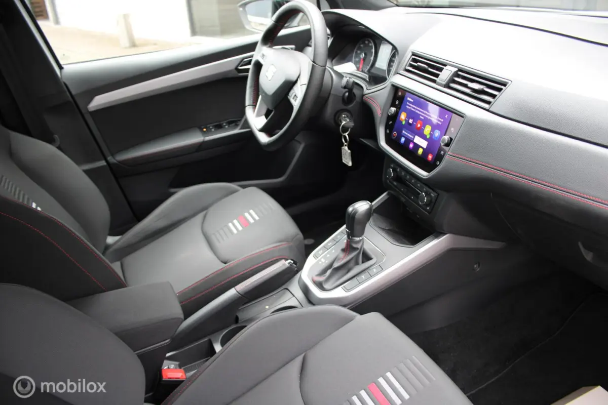1.0 TSI FR Bus.Int. Plus/Led/Navi/Stoelverw/Cam/