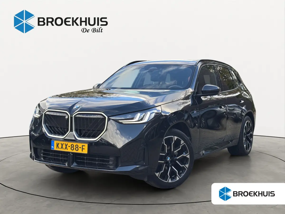 30e xDrive M-Sport | 360° CAMERA | PANODAK | STOELVERWARMING | ADAPTIVE CRUISE | LANE ASSIST | LEDER | AMBIENT LIGHTS | LED | HEAD UP