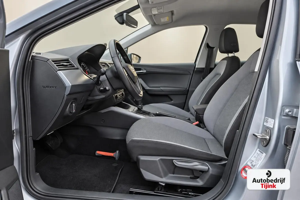 1.0 TSI Style Business Intense | Automaat | LED | Camera | ACC | Full Link | Park Assist | Twotone | Climatronic | Navi |