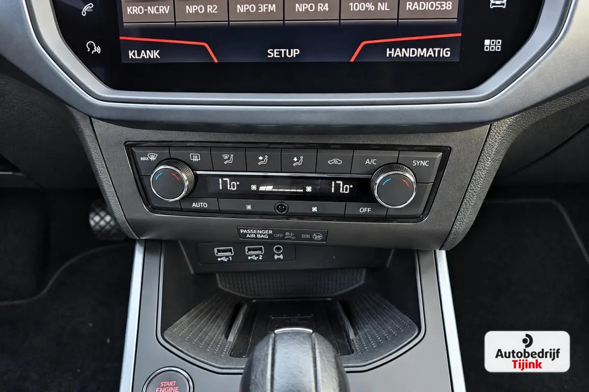 1.0 TSI Style Business Intense | Automaat | LED | Camera | ACC | Full Link | Park Assist | Twotone | Climatronic | Navi |