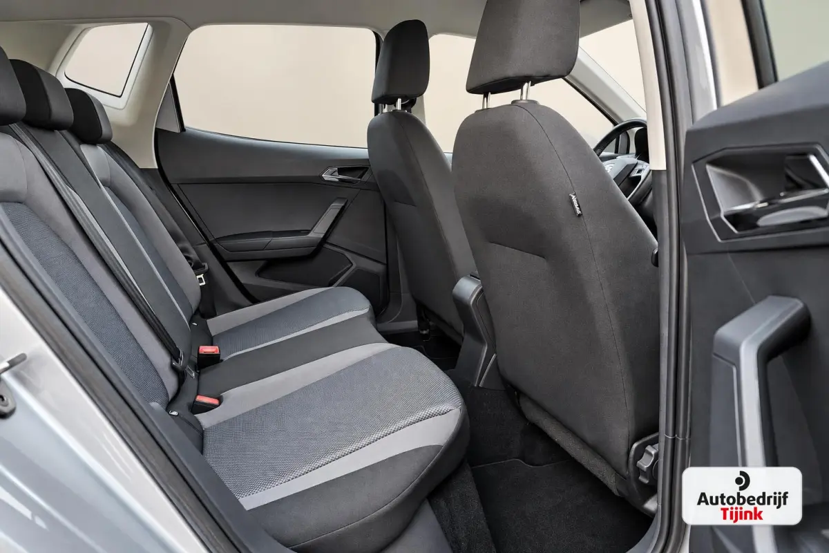 1.0 TSI Style Business Intense | Automaat | LED | Camera | ACC | Full Link | Park Assist | Twotone | Climatronic | Navi |