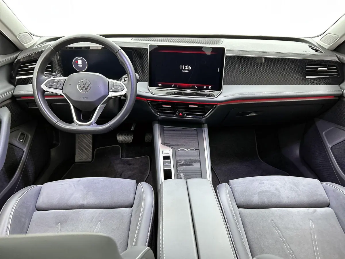 1.5 eTSI Business | ACHTERUITRIJCAMERA | APPLE CARPLAY - ANDROID AUTO | SFEERVERLICHTING | STOELVERWARMING | ALCANTARA STOELEN | NAVIGATIE | DIGITAAL DISPLAY |