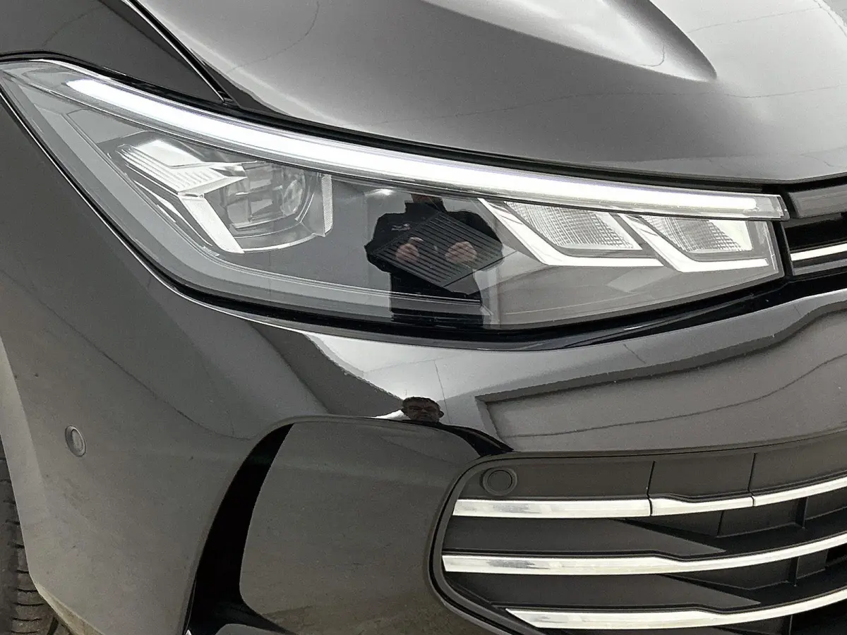 1.5 eTSI Business | ACHTERUITRIJCAMERA | APPLE CARPLAY - ANDROID AUTO | SFEERVERLICHTING | STOELVERWARMING | ALCANTARA STOELEN | NAVIGATIE | DIGITAAL DISPLAY |