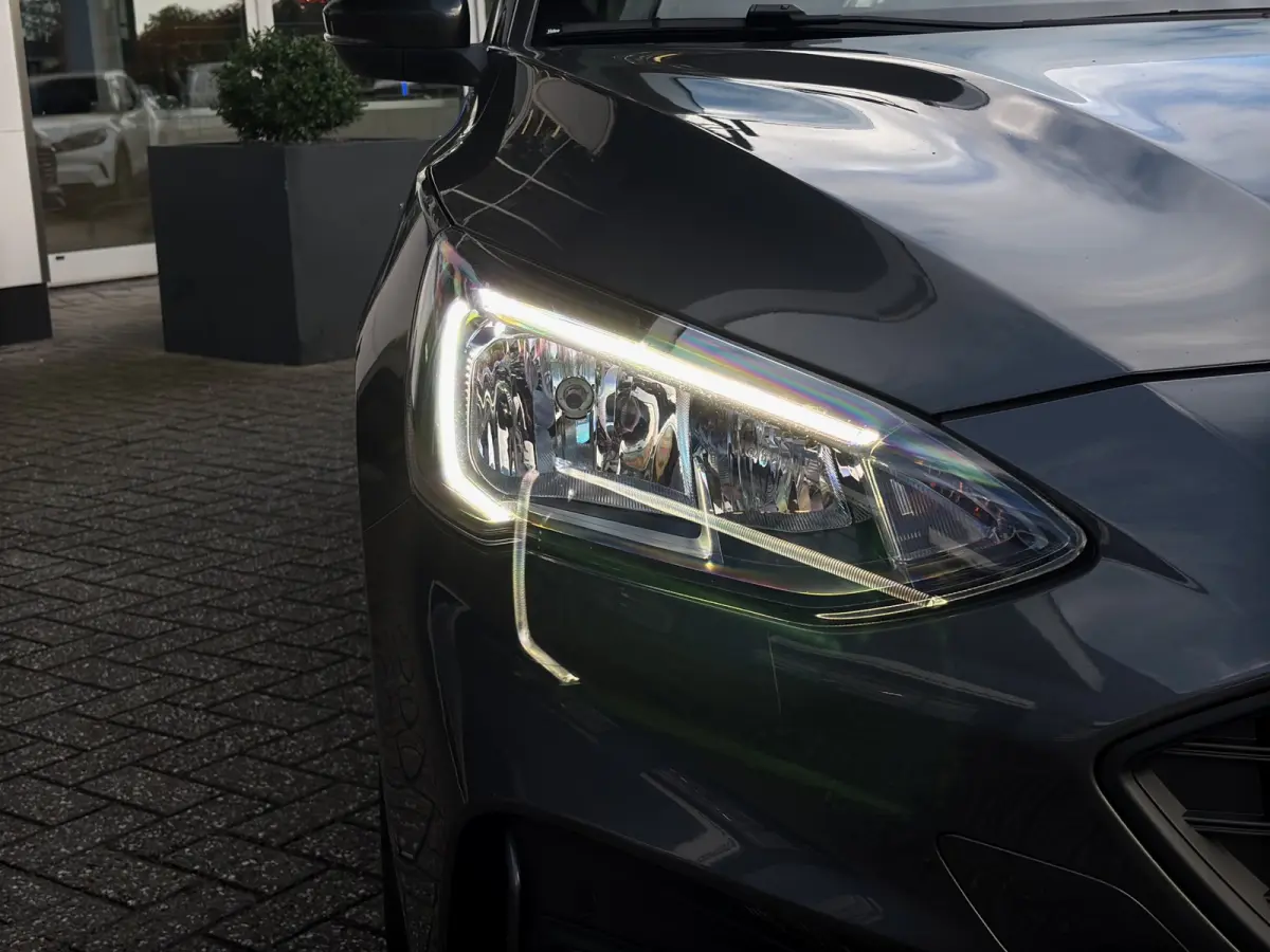 1.5 ST-Line 150pk | Trekhaak | Stoelverwarming | Camera | Apple Carplay |