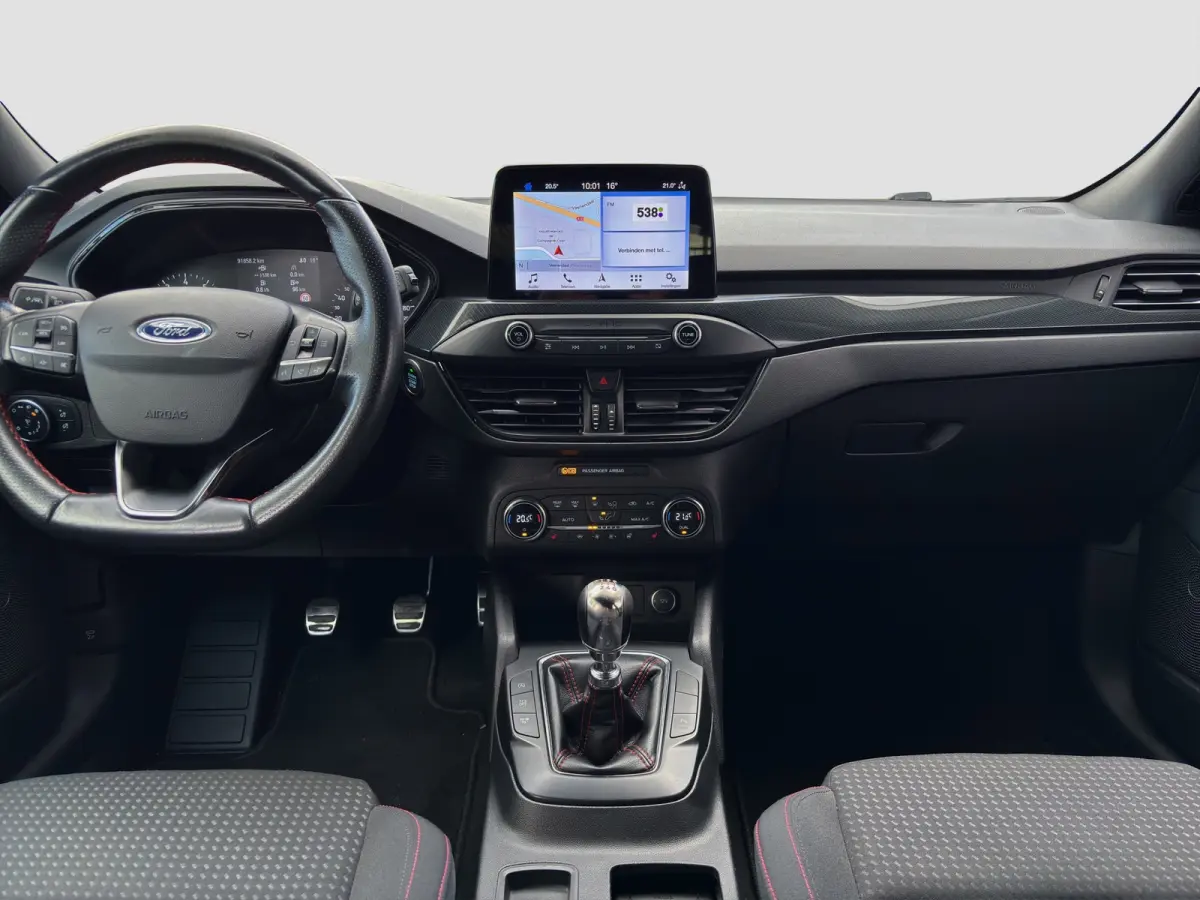 1.5 ST-Line 150pk | Trekhaak | Stoelverwarming | Camera | Apple Carplay |
