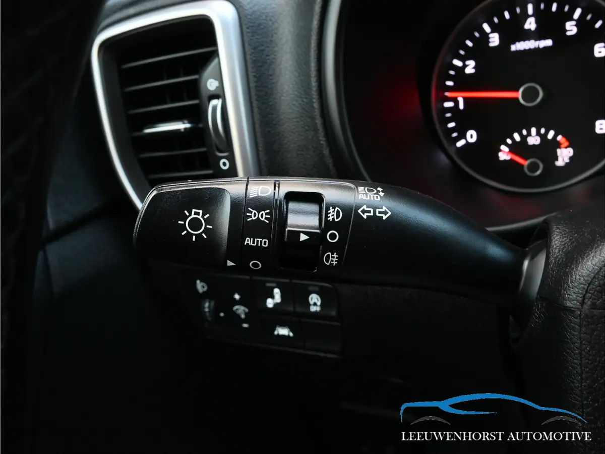 1.6 GDI Black Edition, facelift model, pano, navi, clima, cruise, trekhaak, dealerauto