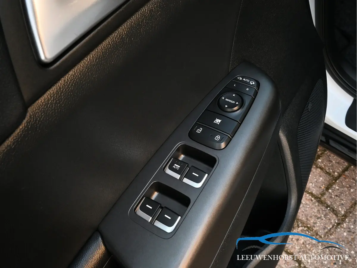 1.6 GDI Black Edition, facelift model, pano, navi, clima, cruise, trekhaak, dealerauto