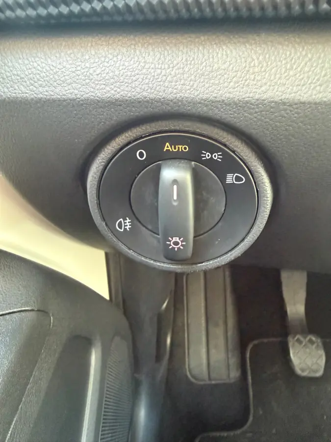 Up! 1.0 BMT move up! 5-Drs Airco/Led/DAB-Radio/Org-NL