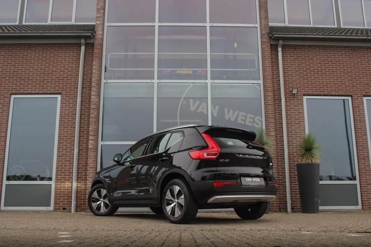 1.5 T5 Business Pro | 1e eigenaar | Origineel NL | Cruise control adaptief | Stoelverwarming | Navigatie | Bluetooth | LED | Climate control | PDC | 18 inch