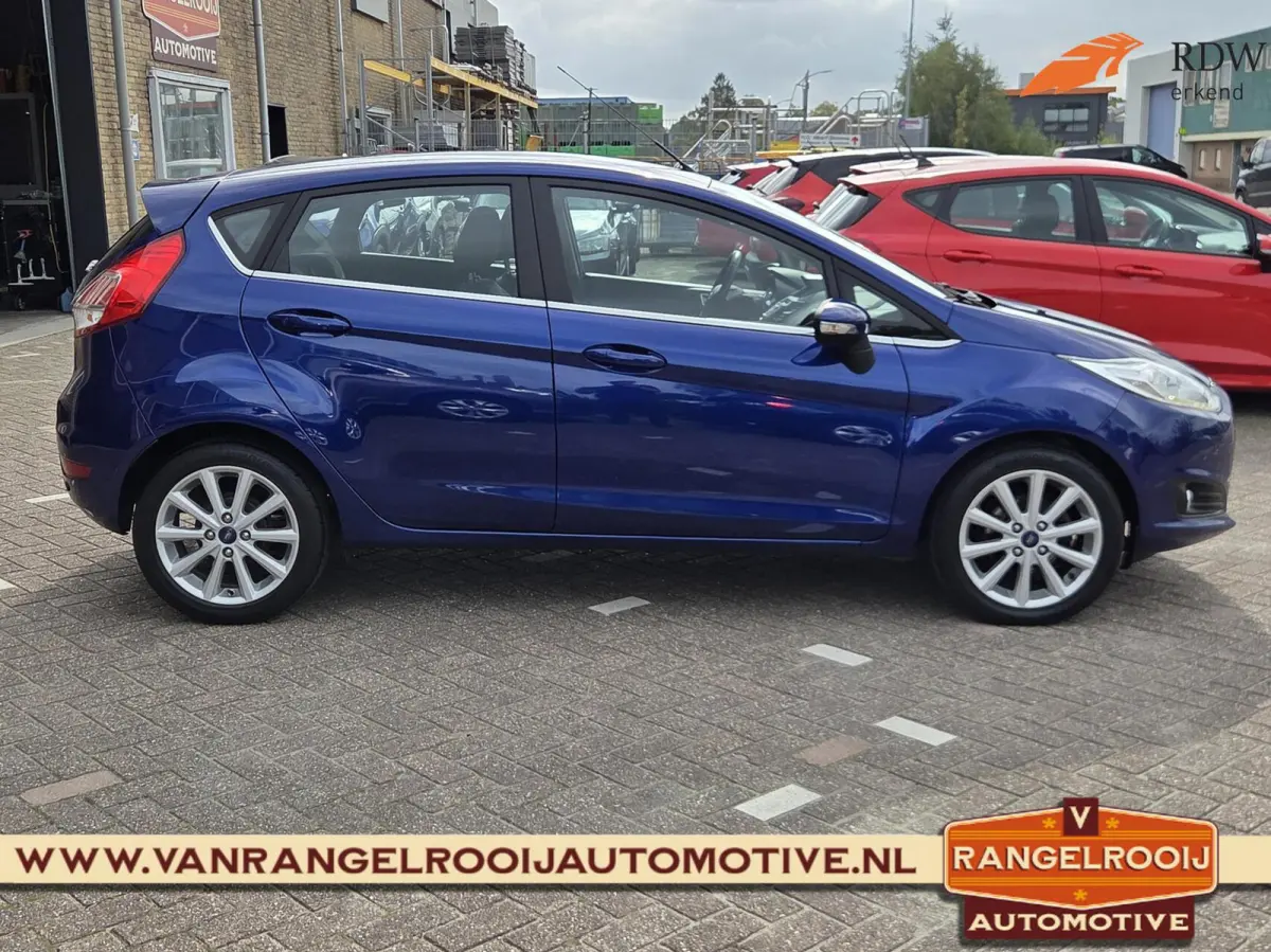 1.0 EcoBoost Titanium, clima, cruise, voorruitverw, pdc v+a, 16" lmv