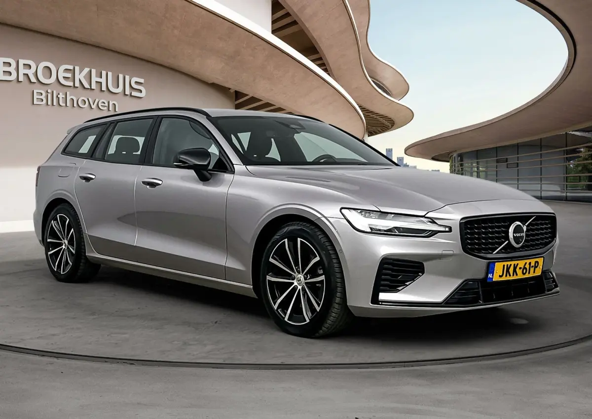 2.0 T6 Plug-in hybrid AWD Plus Dark | Trekhaak | | Adaptieve Cruise Control | 360° Parkeercamera | Stoel-/Stuur-/Voorruitverwarming | Harman Kardon Audio | Dodehoek Detectie | Standverwarmi