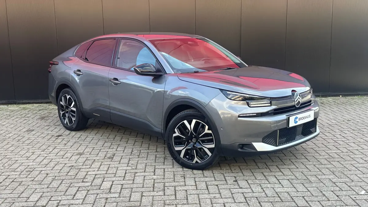 1.2 Hybrid 145pk Max | Apple Carplay / Android Auto | Achteruitrij Camera | Adaptieve Cruise Control | Climate Control | Parkeersensoren Voor en Achter | Apple Carplay/Android Auto|telefooni