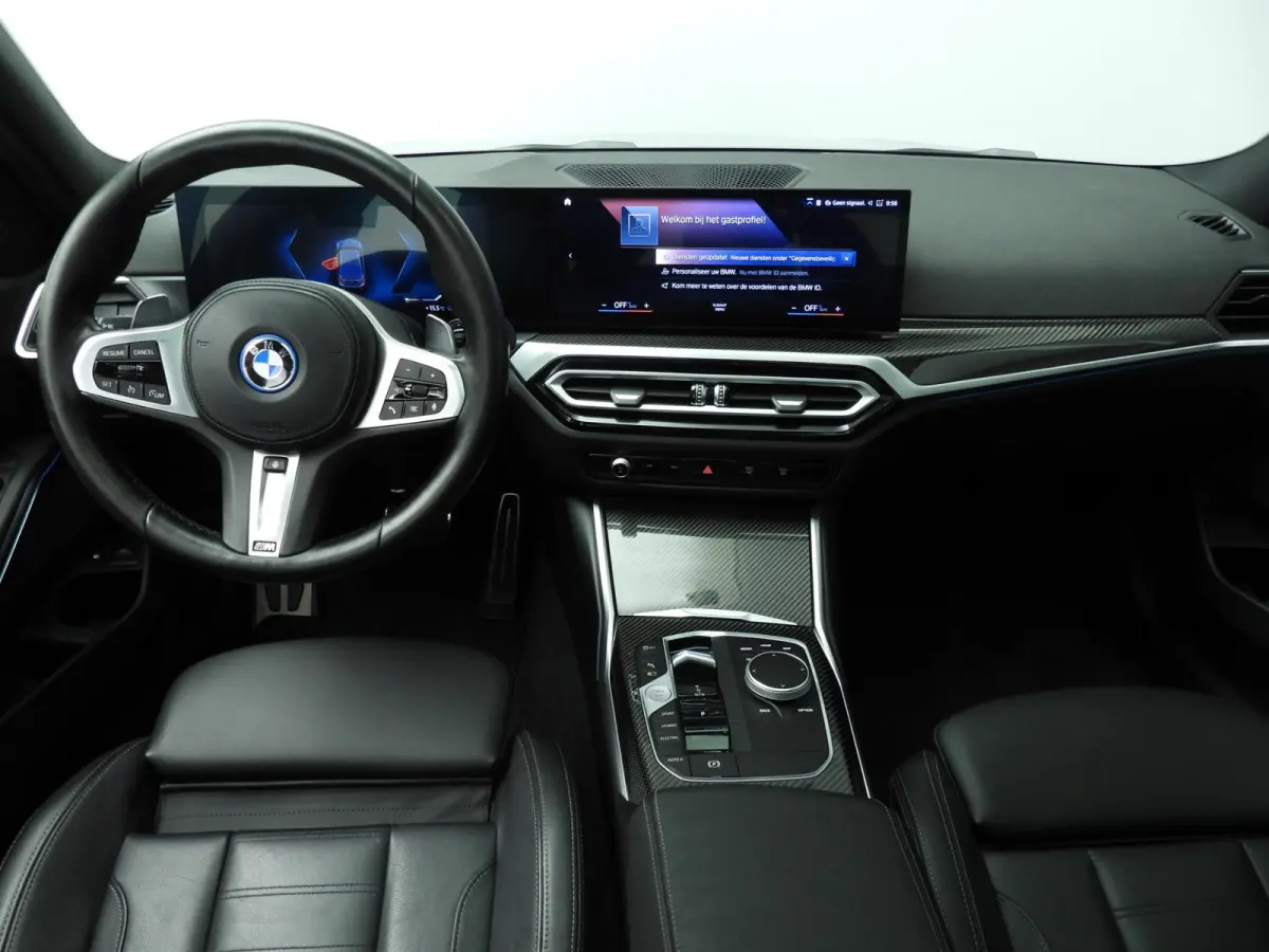 320e | M-Sportpakket | LED | Leder | Navigatie | Schuifdak | SOH 93% | Sportstoelen | Stoelverwarming | DAB | Harman-kardon sound | Alu 19 inch