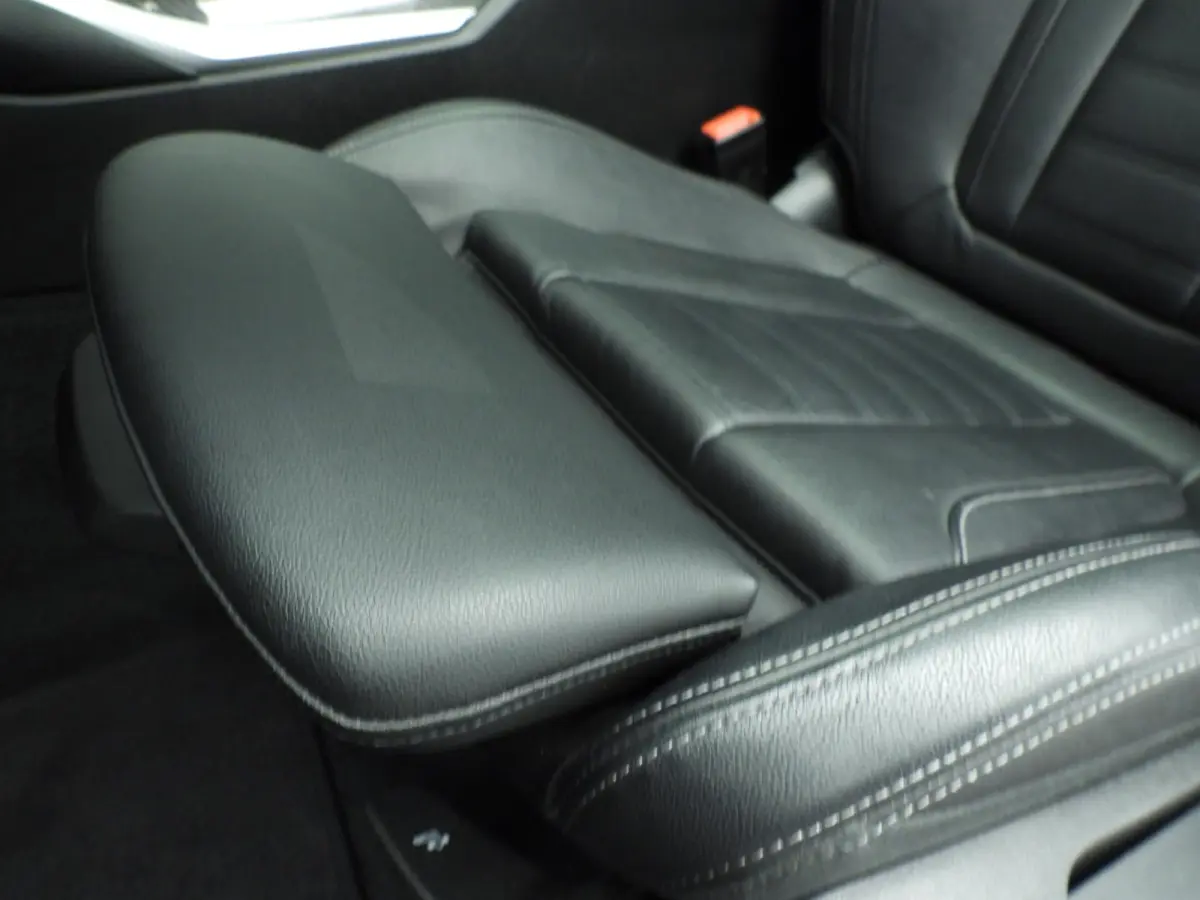 320e | M-Sportpakket | LED | Leder | Navigatie | Schuifdak | SOH 93% | Sportstoelen | Stoelverwarming | DAB | Harman-kardon sound | Alu 19 inch