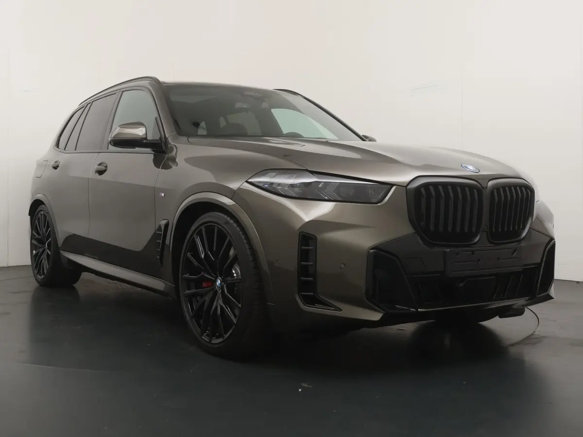 xDrive50e | M-Sport Pro | Comfortstoelen | Harman Kardon | Head-Up | 22'' |