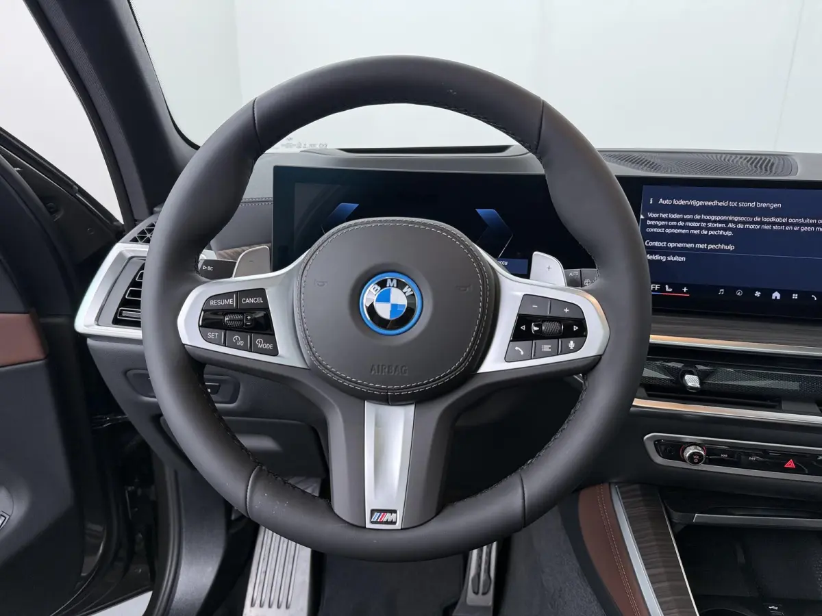 xDrive50e | M-Sport Pro | Comfortstoelen | Harman Kardon | Head-Up | 22'' |