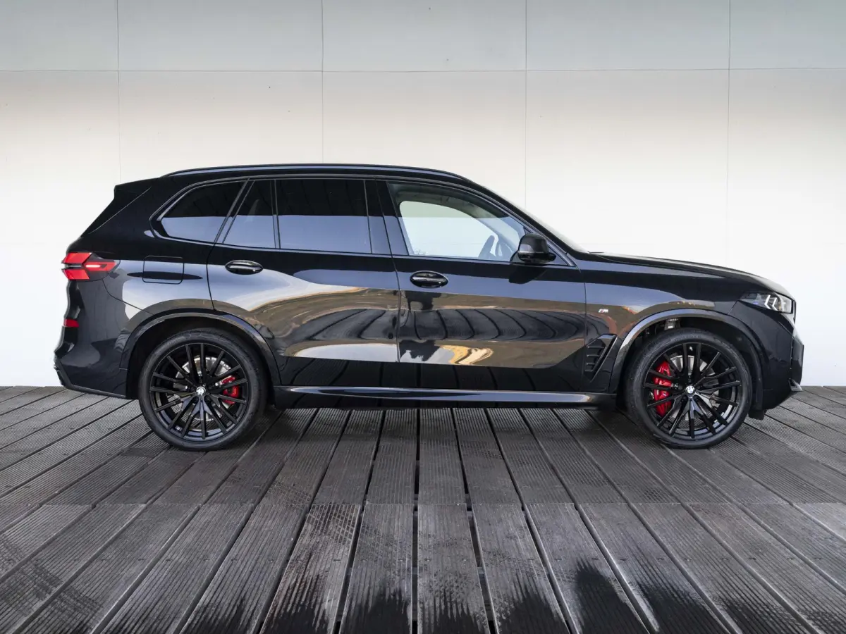 xDrive50e | SoH 100% | M Sportpakket Pro | Comfort Access | Soft Close | Driving Assistant Professional | Bowers & Wilkins | Sky Lounge | Active Steering | Massagefunctie