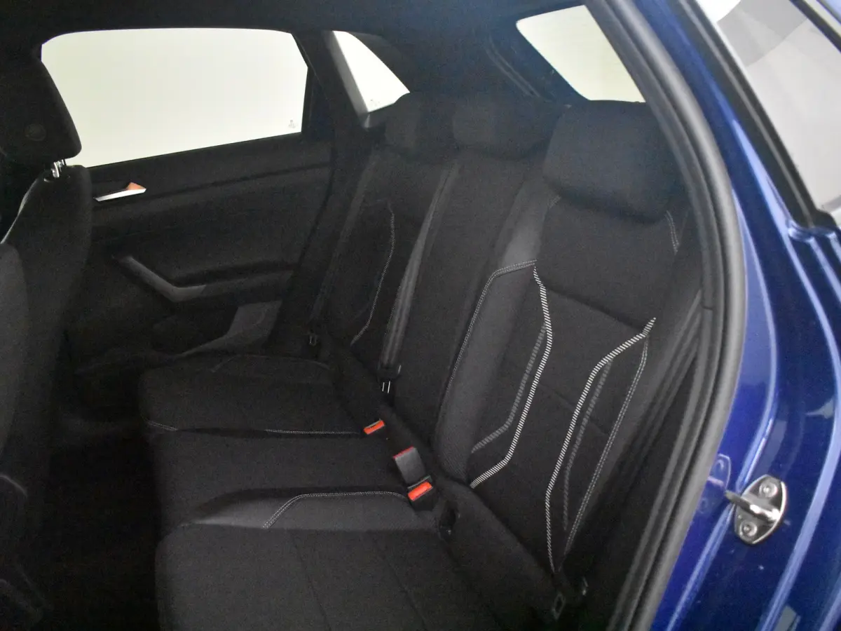 1.0 MPI Trendline l Metallic lak l Cr Control l Multifunct. Leder Stuurwiel l 1e Eigenaar! l Slechts 27dkm!! l