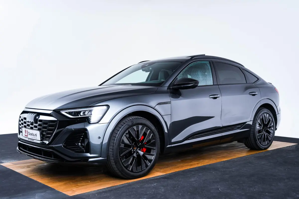 55 quattro S Edition 115 kWh Panoramadak - Adaptieve Cruise Control - S Sportstoelen - Uitgebreide interieurvoorverwarming - B&O - Parkeerassistent - 2e laadpunt -