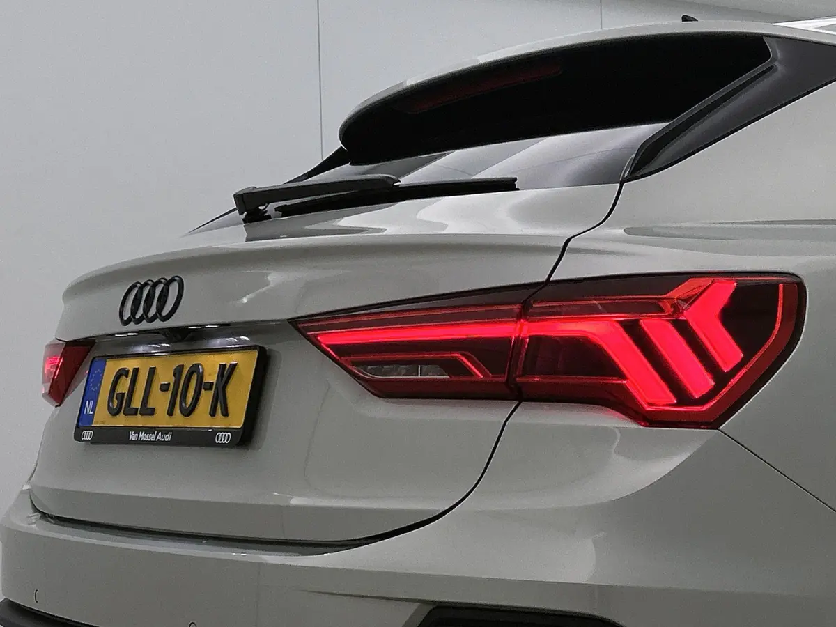 45 TFSI e S Edition 245 PK | S-line | Automaat | Camera | Navigatie | Stoelverwarming | Dodehoek sensor | SONOS Sound System | Lichtmetalen zwarte velgen | Keyless |
