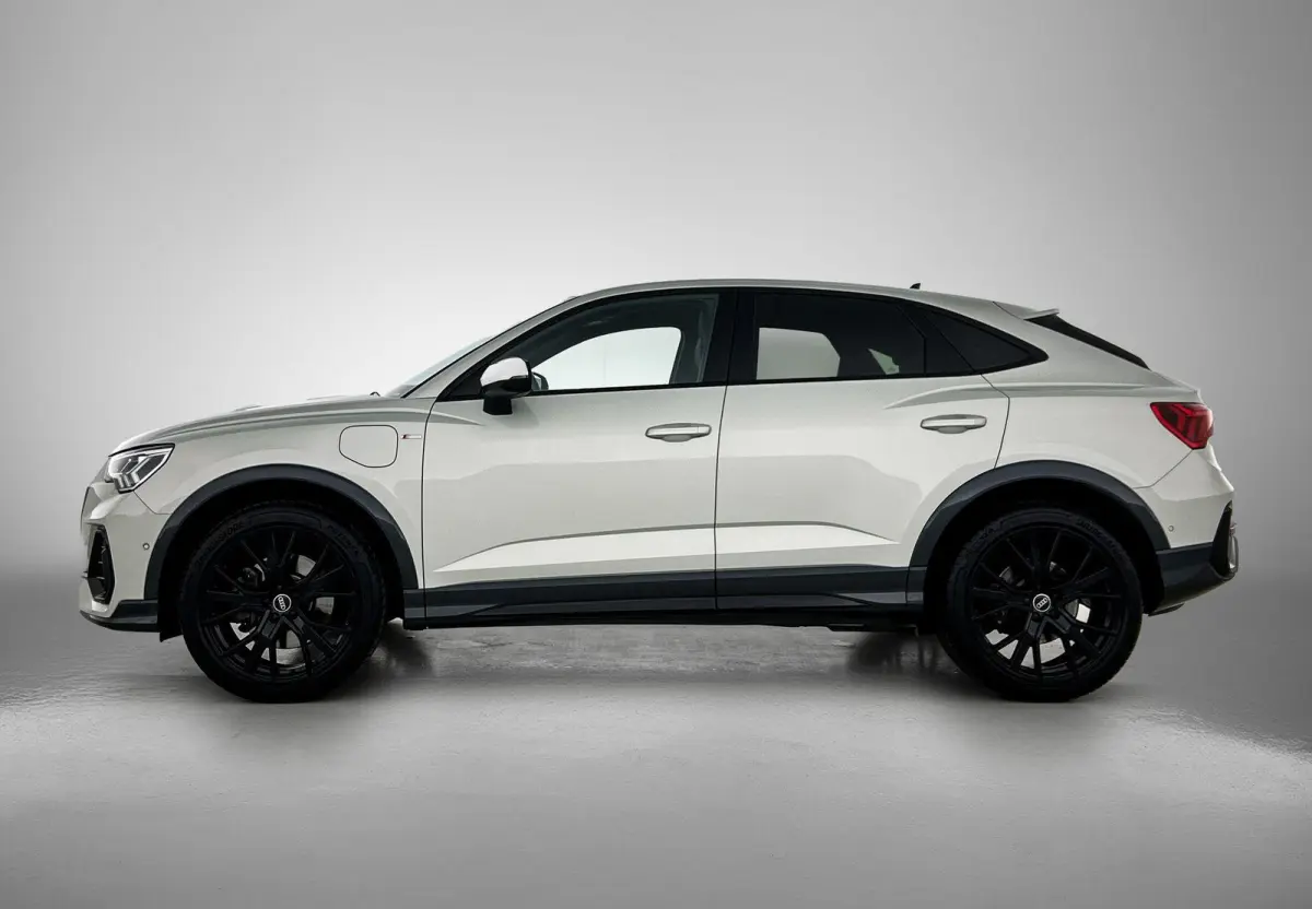 45 TFSI e S Edition 245 PK | S-line | Automaat | Camera | Navigatie | Stoelverwarming | Dodehoek sensor | SONOS Sound System | Lichtmetalen zwarte velgen | Keyless |
