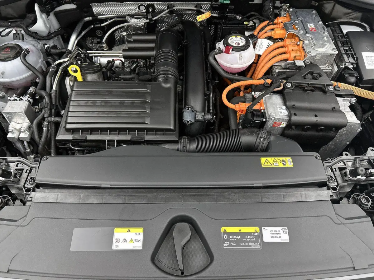 45 TFSI e S Edition 245 PK | S-line | Automaat | Camera | Navigatie | Stoelverwarming | Dodehoek sensor | SONOS Sound System | Lichtmetalen zwarte velgen | Keyless |