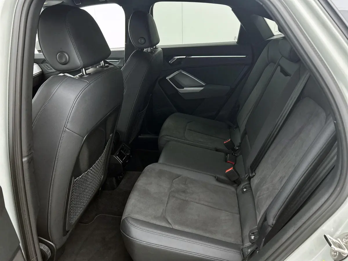 45 TFSI e S Edition 245 PK | S-line | Automaat | Camera | Navigatie | Stoelverwarming | Dodehoek sensor | SONOS Sound System | Lichtmetalen zwarte velgen | Keyless |