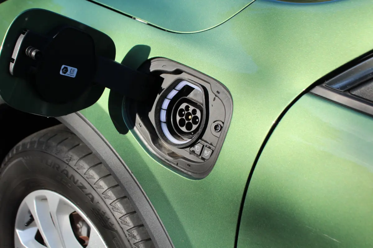 2.5 PHEV Titanium | NL-AUTO! | 1E EIGENAAR! | WINTERPACK | CAMERA | CRUISE | LANE ASSIST | PARK SENS V+A | DEALER OH! | CLIMA | NAVI