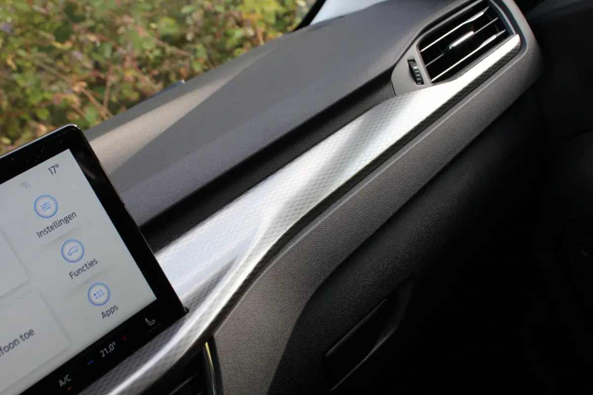 2.5 PHEV Titanium | NL-AUTO! | 1E EIGENAAR! | WINTERPACK | CAMERA | CRUISE | LANE ASSIST | PARK SENS V+A | DEALER OH! | CLIMA | NAVI