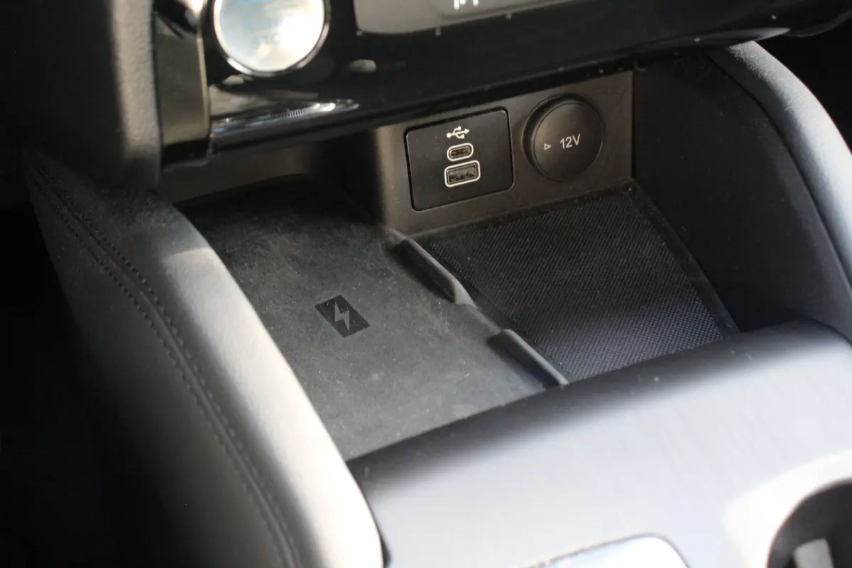 2.5 PHEV Titanium | NL-AUTO! | 1E EIGENAAR! | WINTERPACK | CAMERA | CRUISE | LANE ASSIST | PARK SENS V+A | DEALER OH! | CLIMA | NAVI
