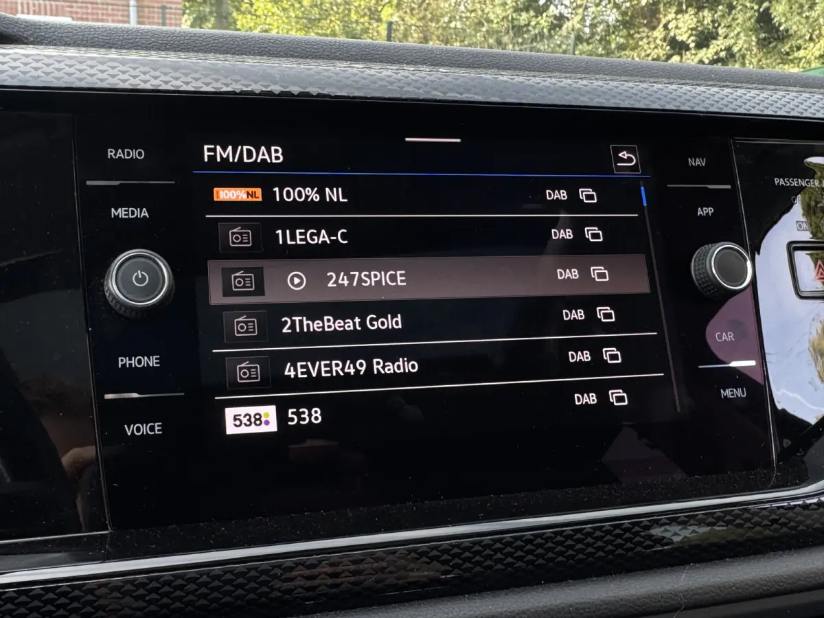 1.0 TSI LIFE PANORAMADAK/CAMERA/CARPLAY