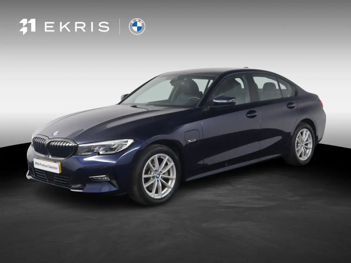 320e Business Edition Plus | SOH 95% | BMW Laserlicht | Head-Up Display | Stoelverwarming | HiFi | Actieve Cruise Control