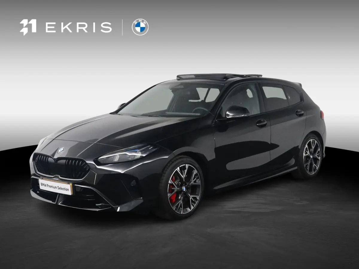 120 M Sport Design Edition M Sport Pro | Panoramadak | Trekhaak | Stoelverwarming | Driving Assistant