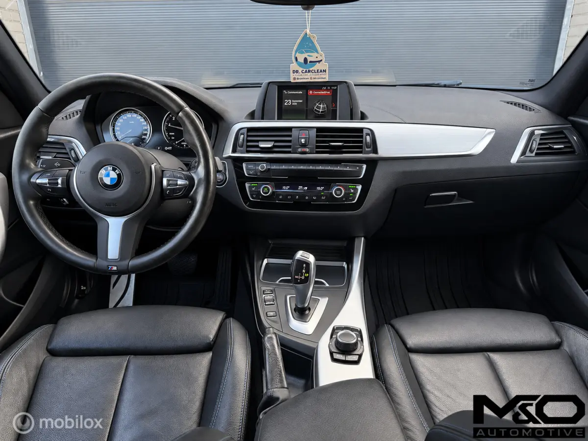 118i | M Sport High Executive| STOELVW | VIRTUAL
