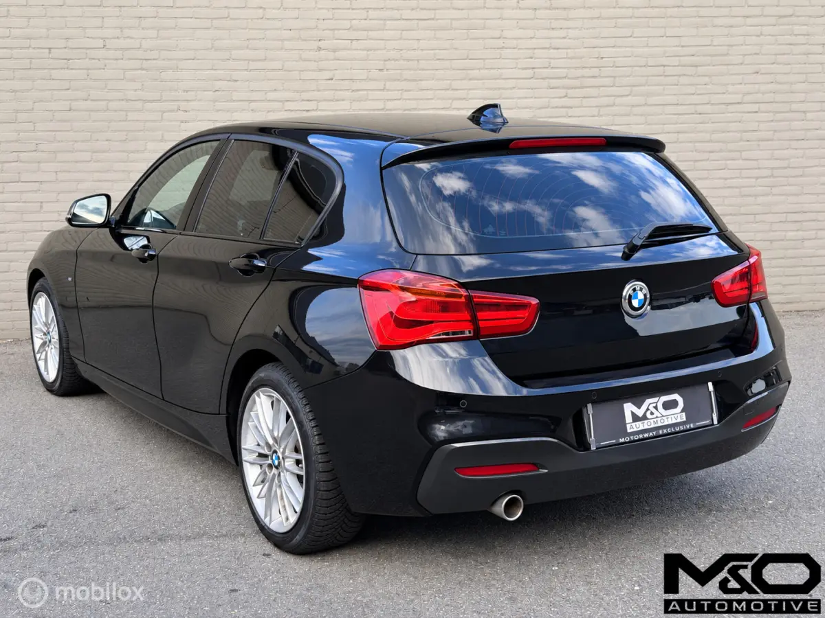 118i | M Sport High Executive| STOELVW | VIRTUAL