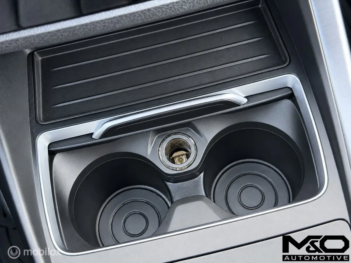 118i | M Sport High Executive| STOELVW | VIRTUAL