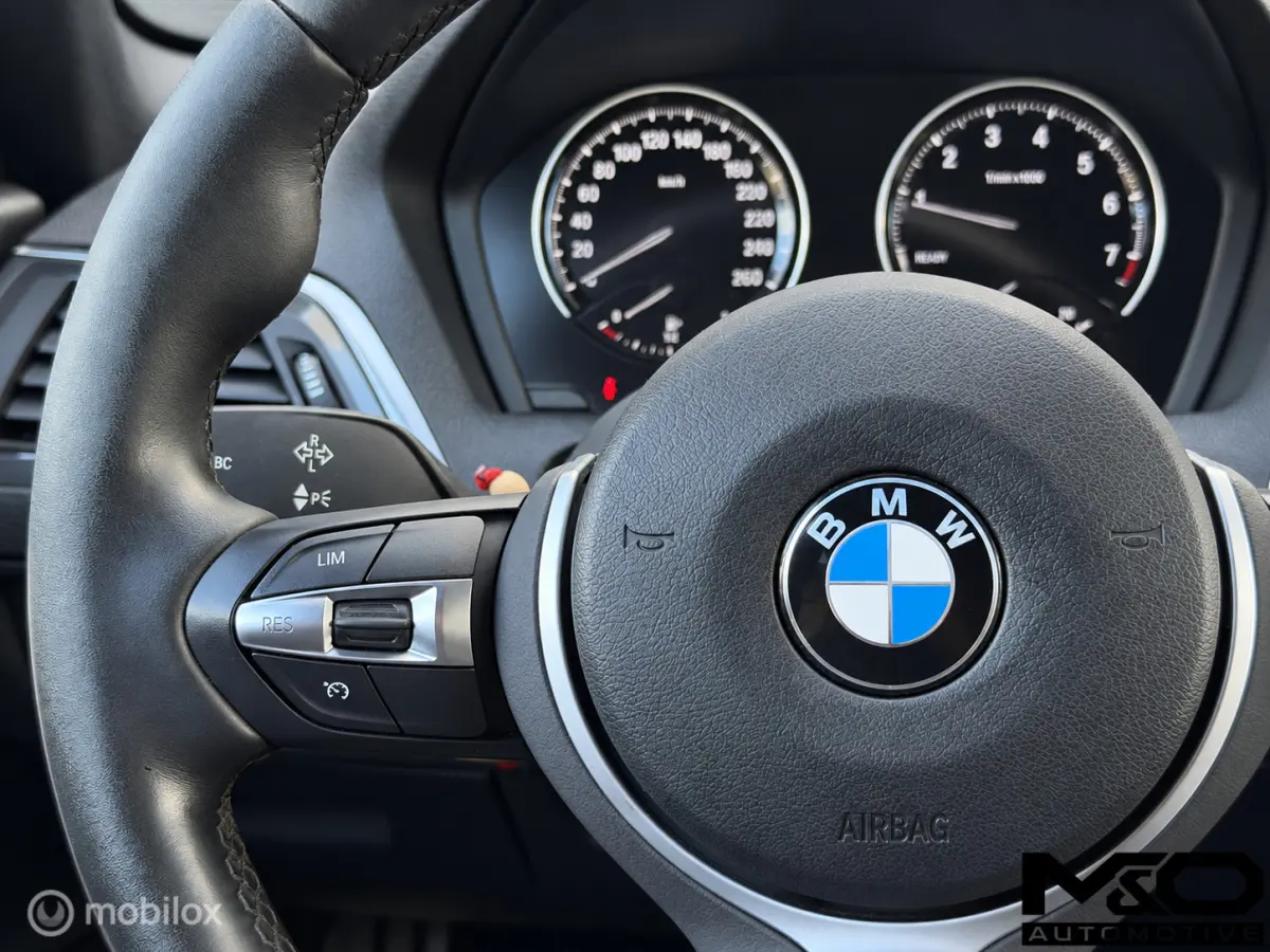 118i | M Sport High Executive| STOELVW | VIRTUAL