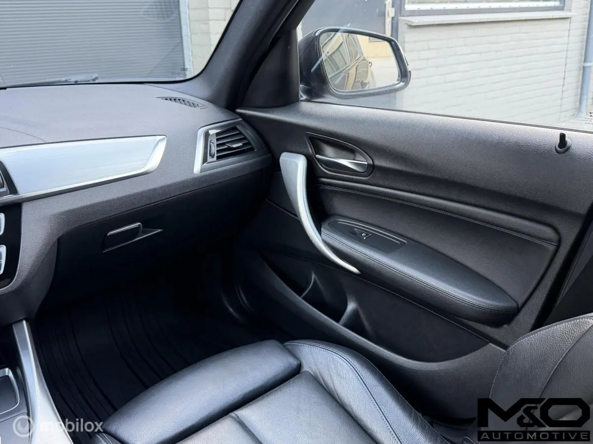 118i | M Sport High Executive| STOELVW | VIRTUAL