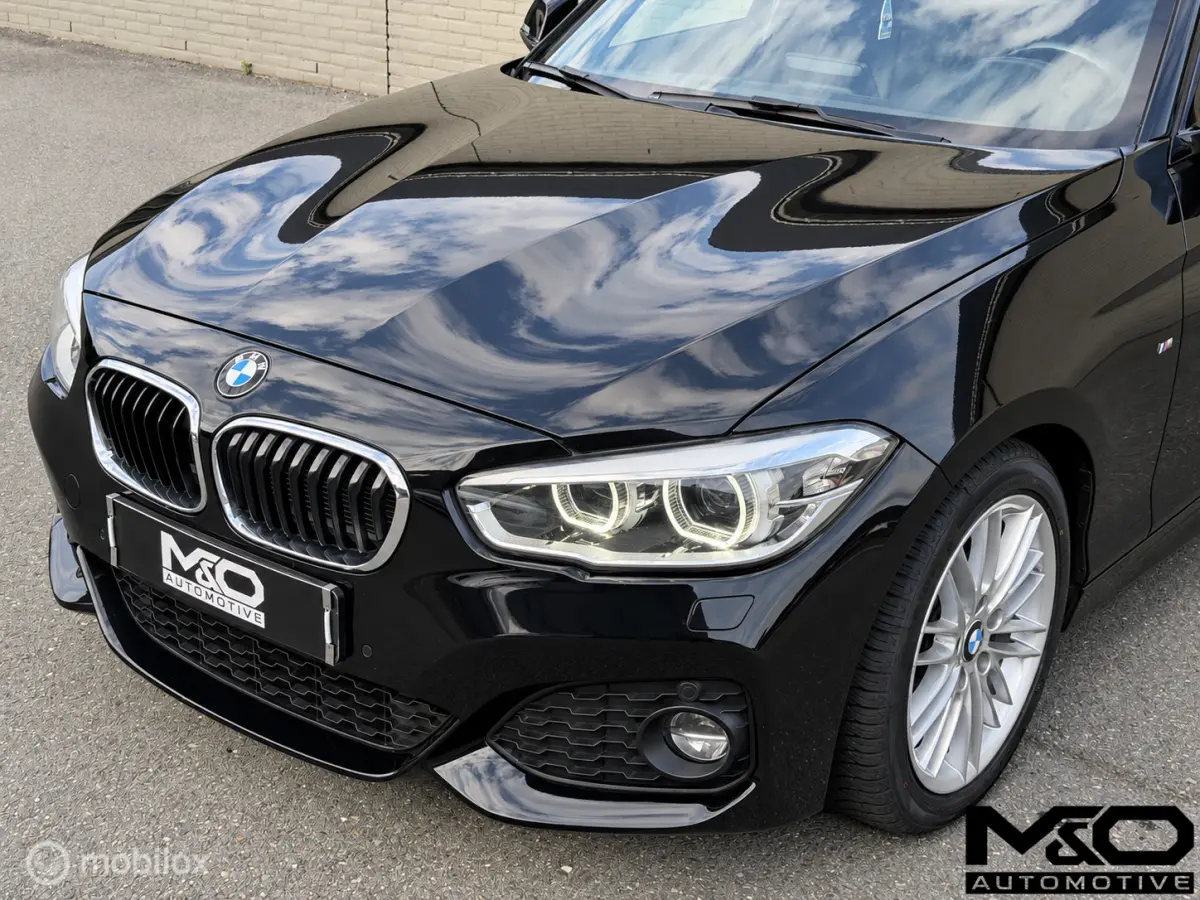 118i | M Sport High Executive| STOELVW | VIRTUAL