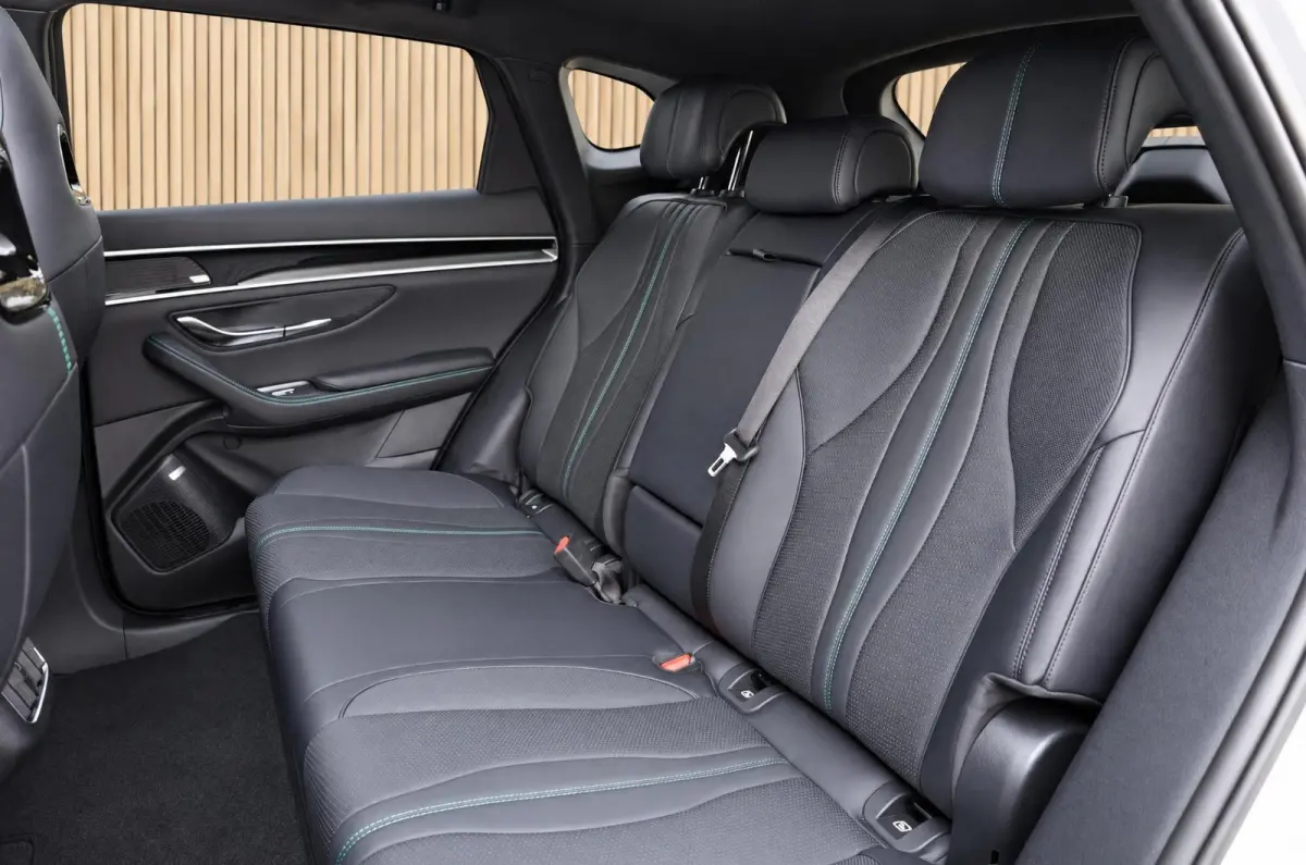 1.5 DM-i FWD Boost Geen afleverkosten |direct beschikbaar