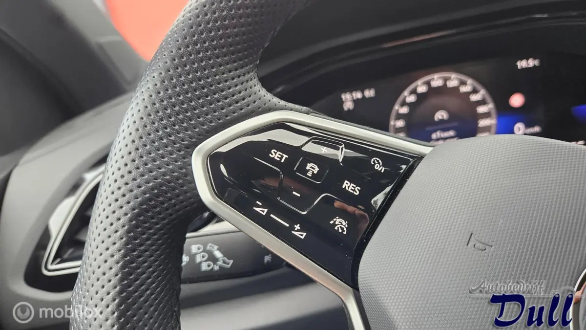 1.5 TSI DSG R-Line Black-edition Trekhaak!!