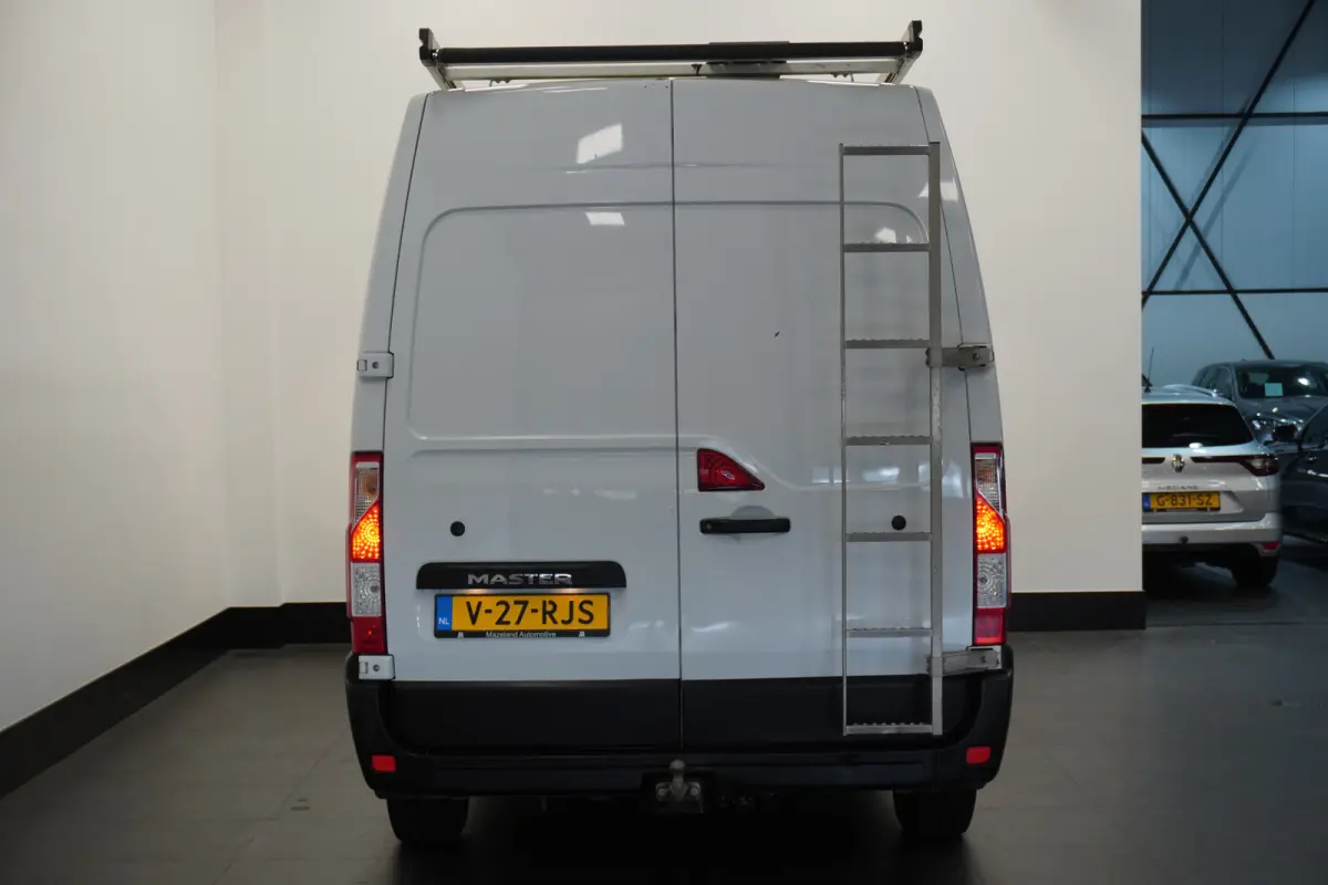 2.3 dCi 135PK L2H2 EURO 6 - Airco - Cruise - Imperiaal - €15.950,- Excl.