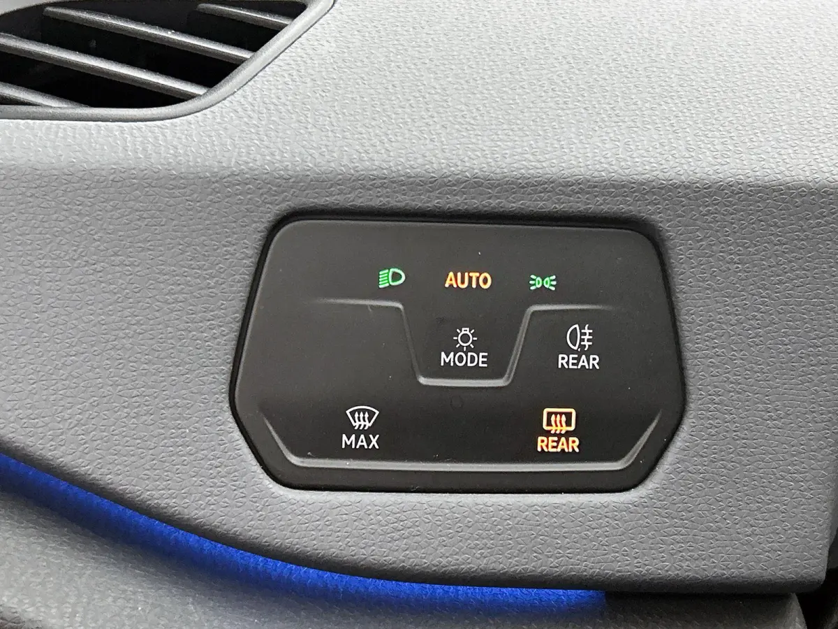 Life 58 kWh 204 PK | SoH 89% | Automaat | Navigatie | Parkeersenoren | Apple Carplay | Android Auto | Climatronic | Adaptive Cruise Control |