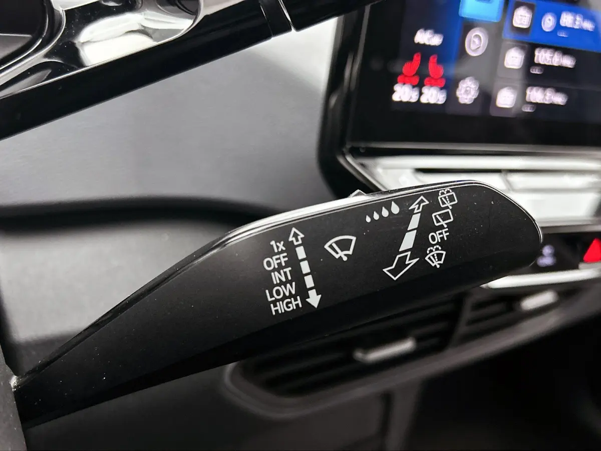 Life 58 kWh 204 PK | SoH 89% | Automaat | Navigatie | Parkeersenoren | Apple Carplay | Android Auto | Climatronic | Adaptive Cruise Control |